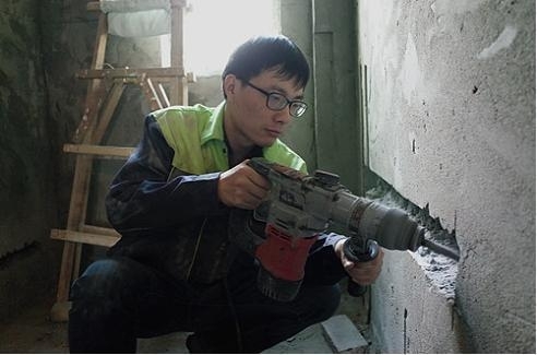 北大硕士毕业后干装修 两年内上海买房(图)