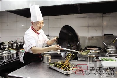 黄光裕|黄光胜：从厨房帮工到北京7家重庆菜馆老板